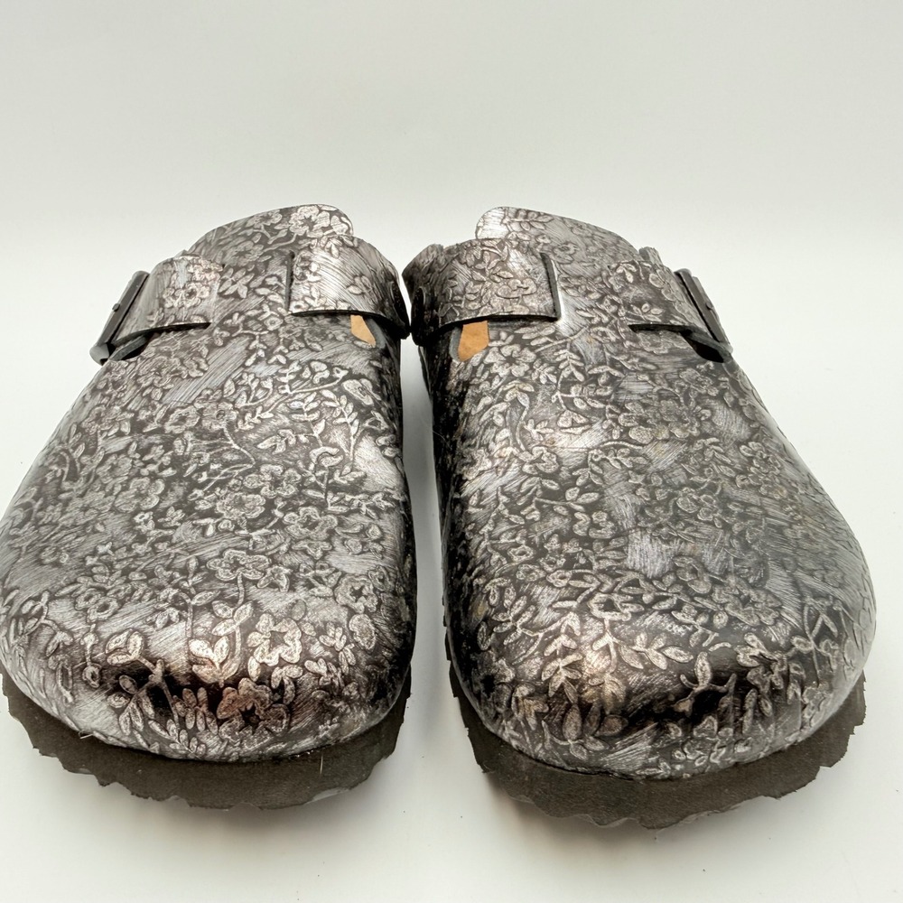 Papillio Birkenstock Boston Clogs Silver Black Floral Embossed Leather EU 41 L10